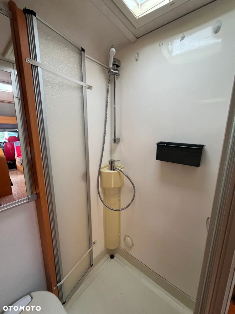 Hymer-Eriba C682 CL - 30