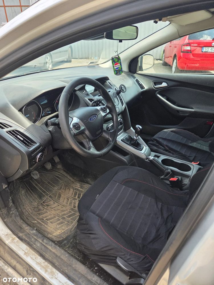 Ford Focus 1.6 TDCi Titanium - 9