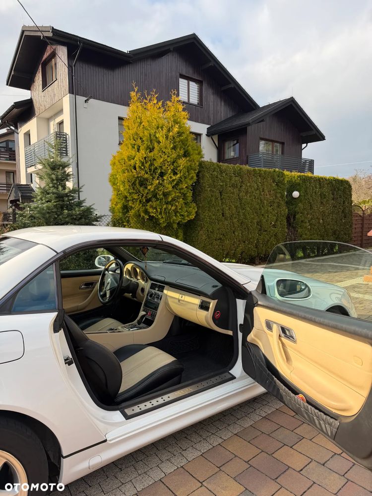 Mercedes-Benz SLK - 21