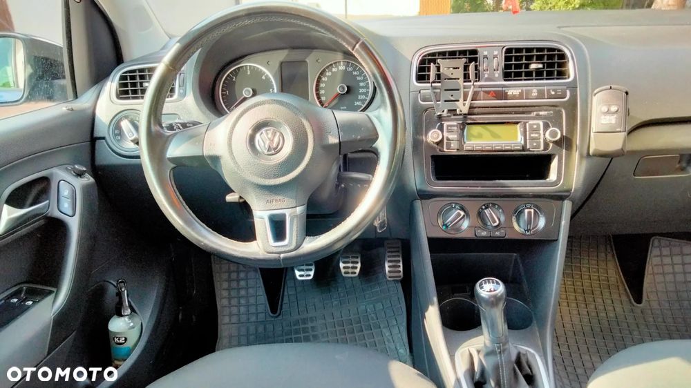Volkswagen Polo - 13