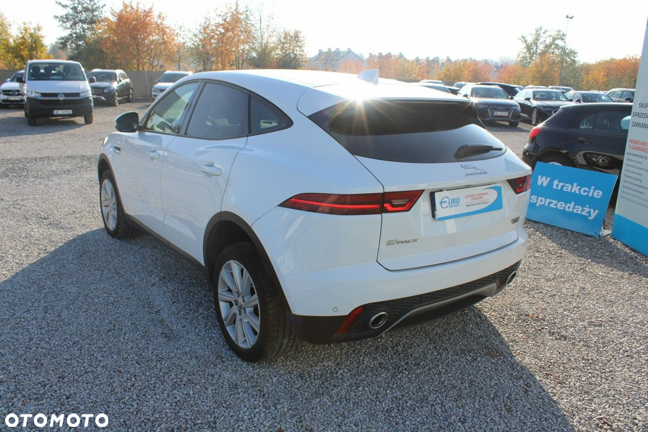 Jaguar E-Pace - 9