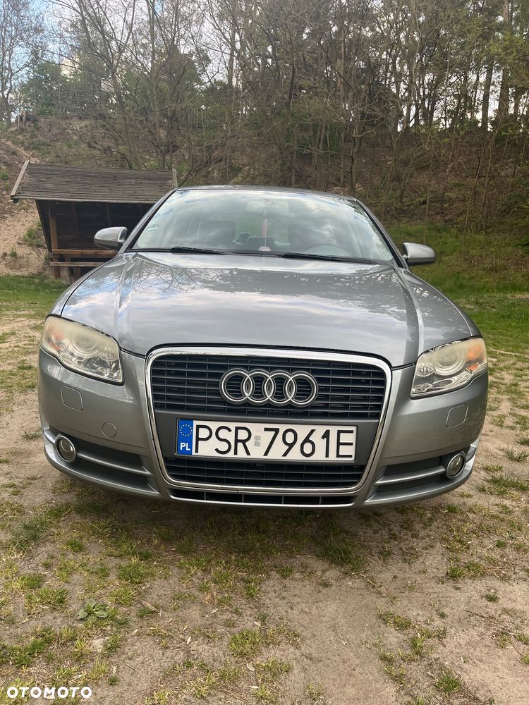 Audi A4 Limousine - 3