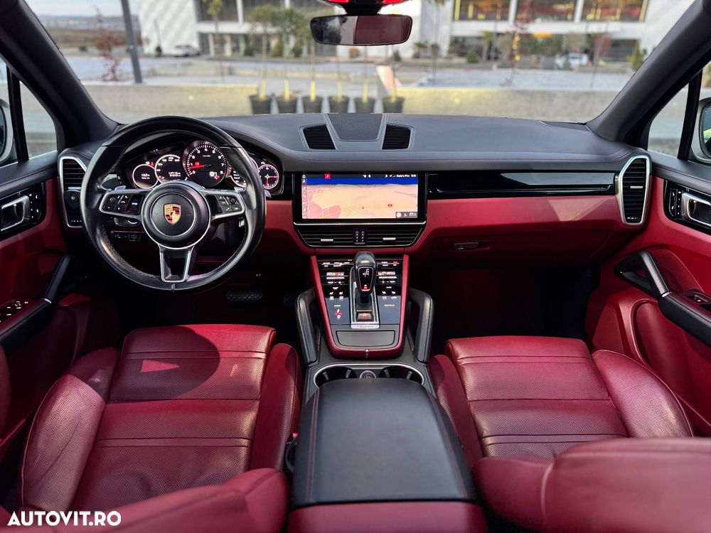 Porsche Cayenne Standard - 10