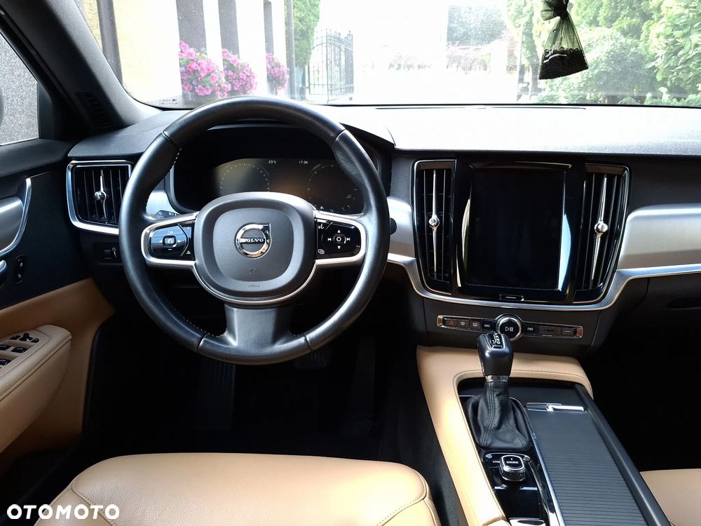 Volvo S90 D4 Momentum - 7