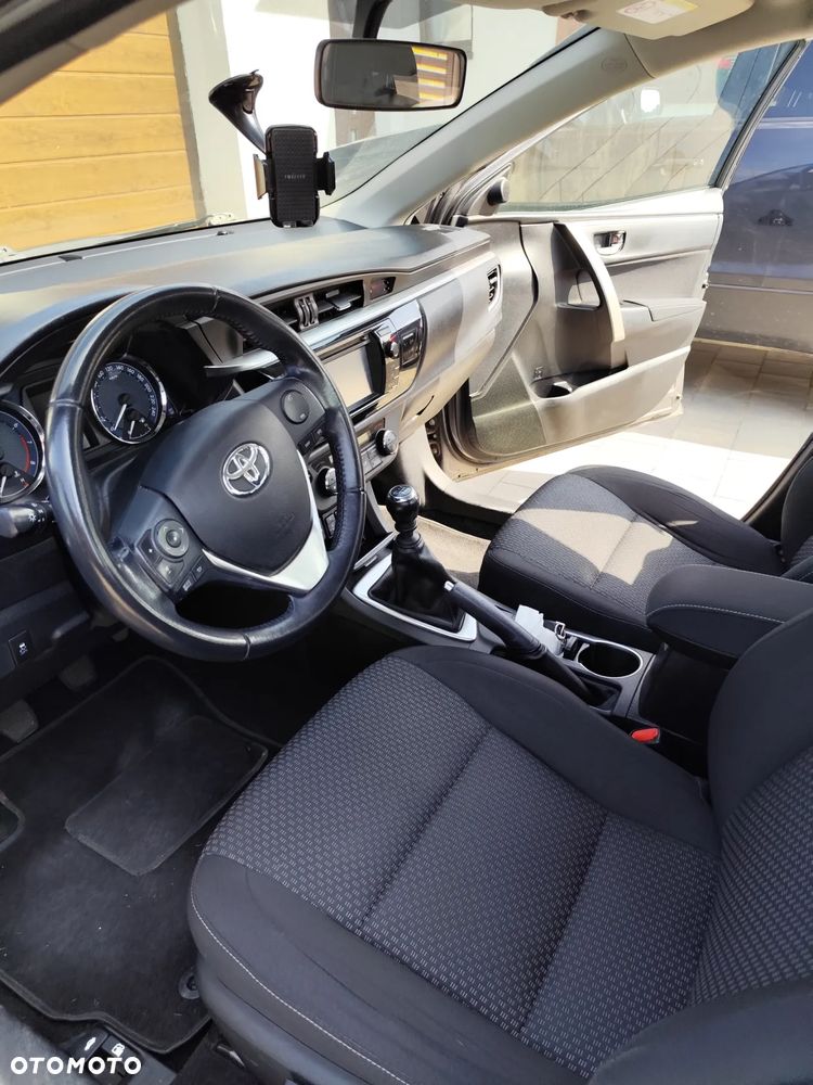 Toyota Corolla 1.6 Premium EU6 - 7