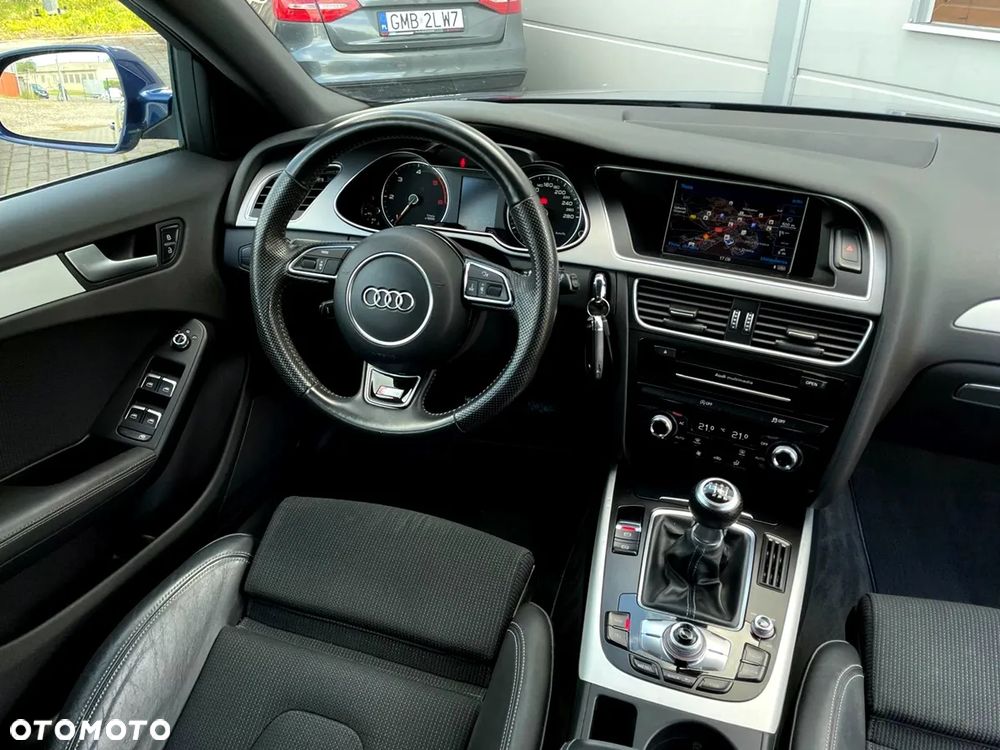 Audi A4 Avant 2.0 TDI DPF clean diesel S line Sportpaket - 34