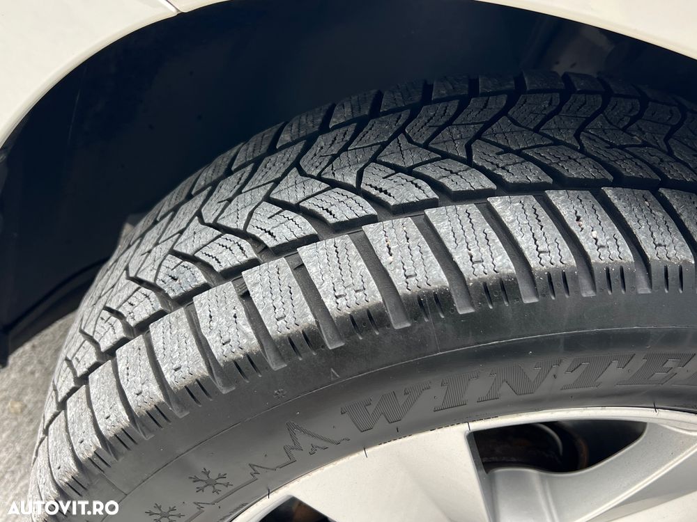 Skoda Superb Combi 2.0 TDI DSG Style - 17