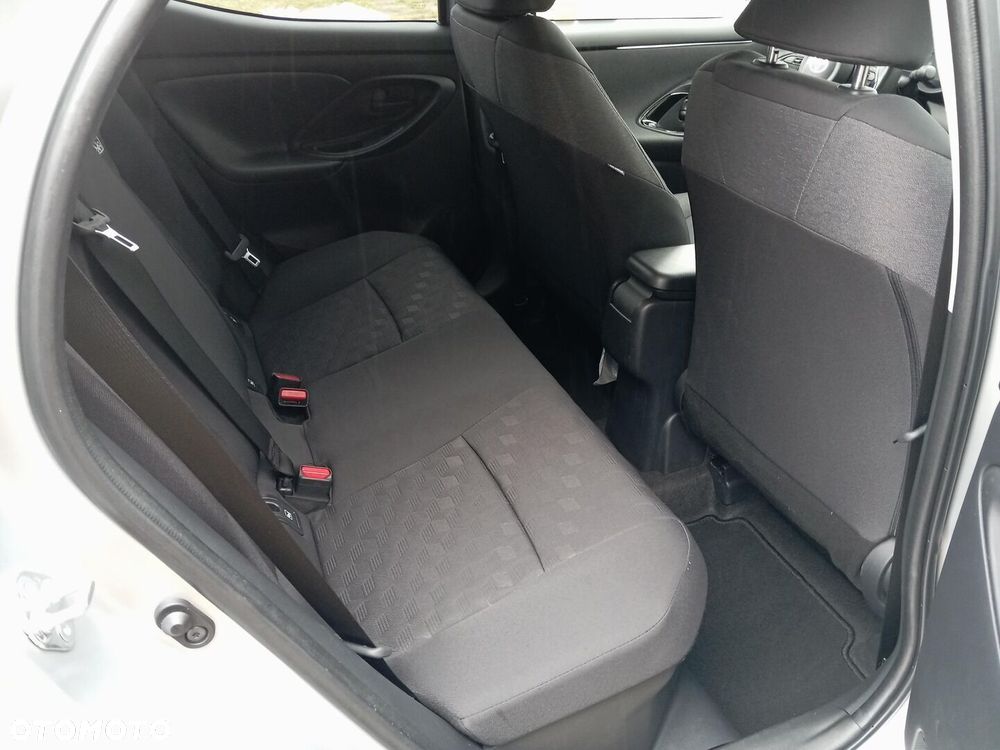 Toyota Yaris Hybrid 1.5 Style - 10