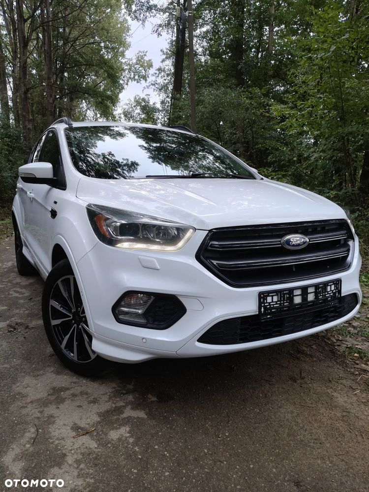 Ford Kuga 2.0 TDCi 2x4 ST-Line - 27