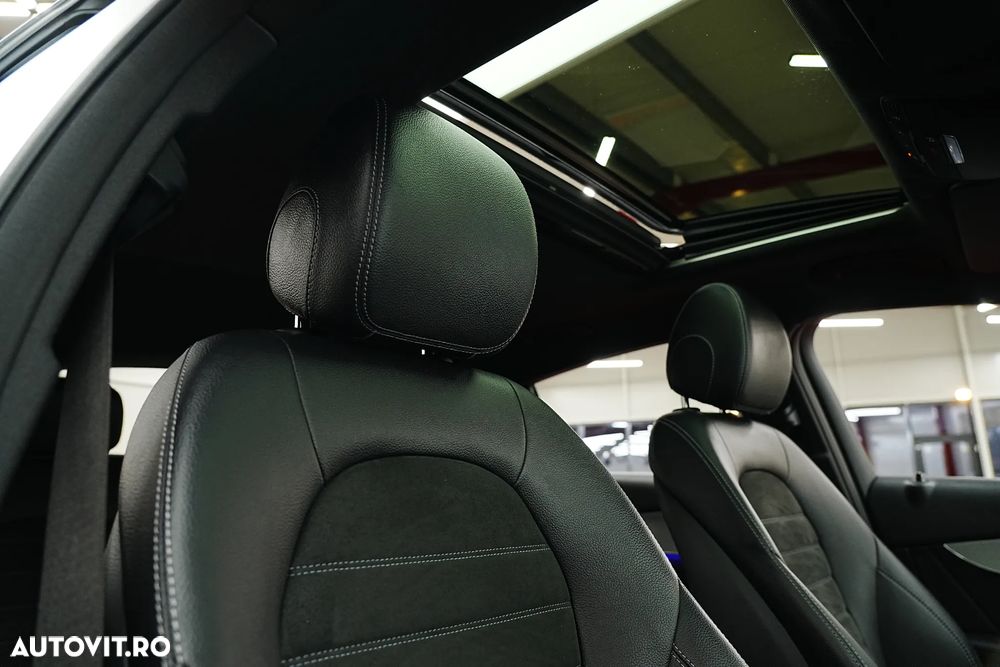 Mercedes-Benz GLC Coupe 300 e 4Matic 9G-TRONIC AMG Line Plus - 6