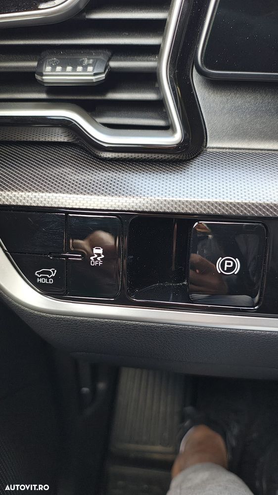 Kia Sportage 1.6 T-GDI HEV 6AT 4x2 GT Line - 11