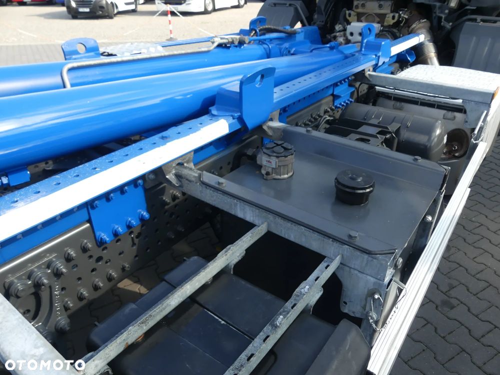 Mercedes-Benz ANTOS 2540 / 6x2 / HAKOWIEC 20t / EURO 6 / - 10