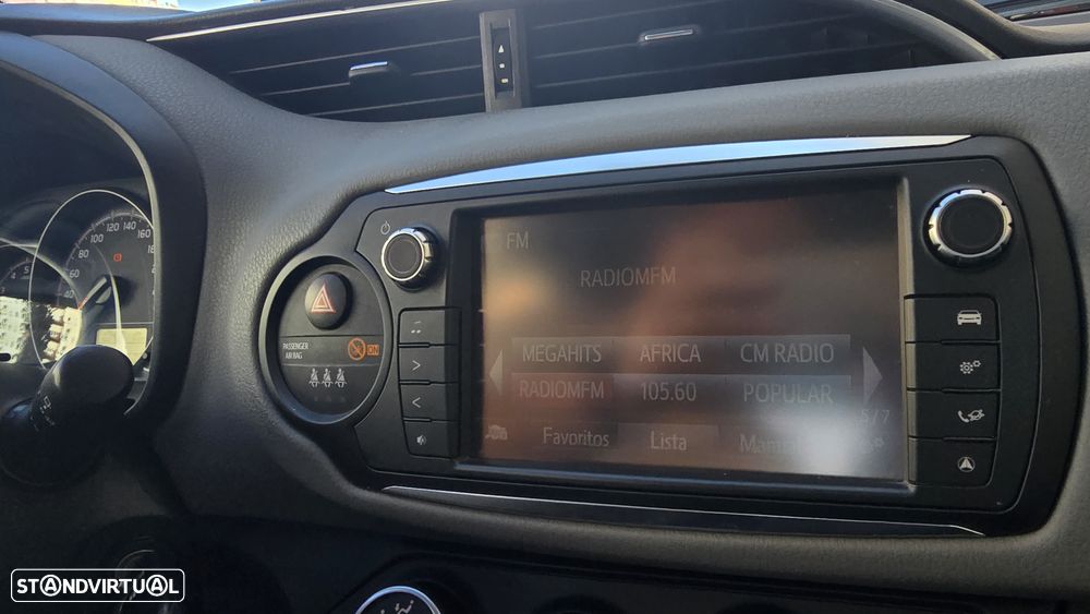 Toyota Yaris 1.4 D-4D Comfort+P.Style - 29