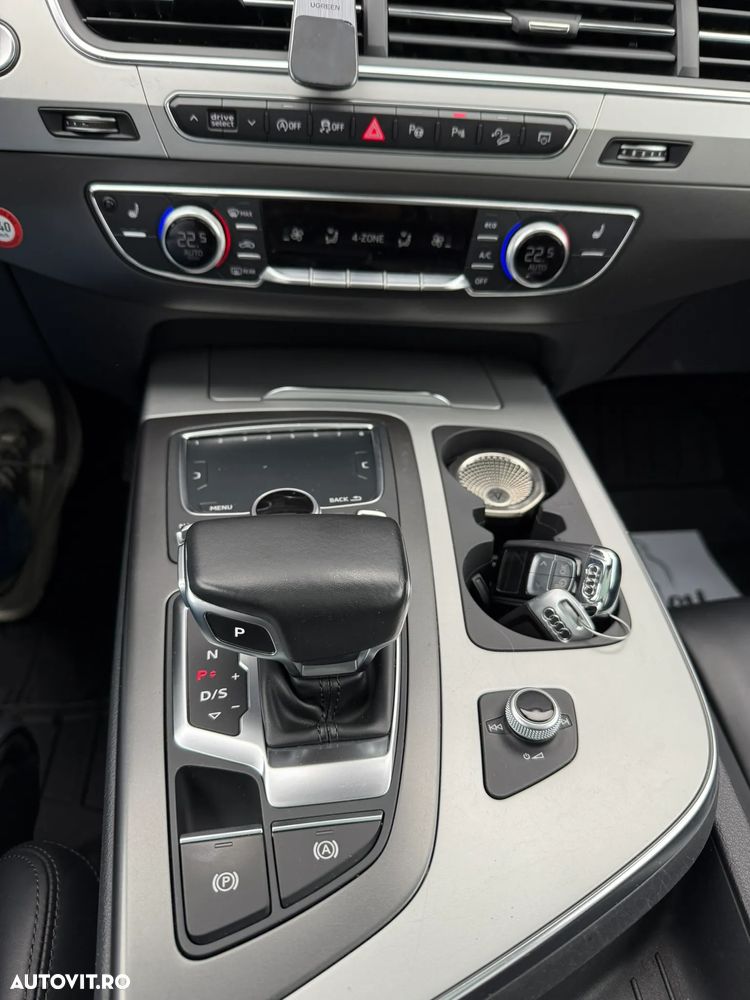 Audi Q7 50 TDI quattro Tiptronic S line - 30
