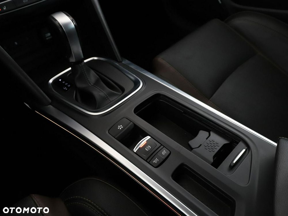 Renault Megane ENERGY TCe 165 EDC BOSE EDITION - 33