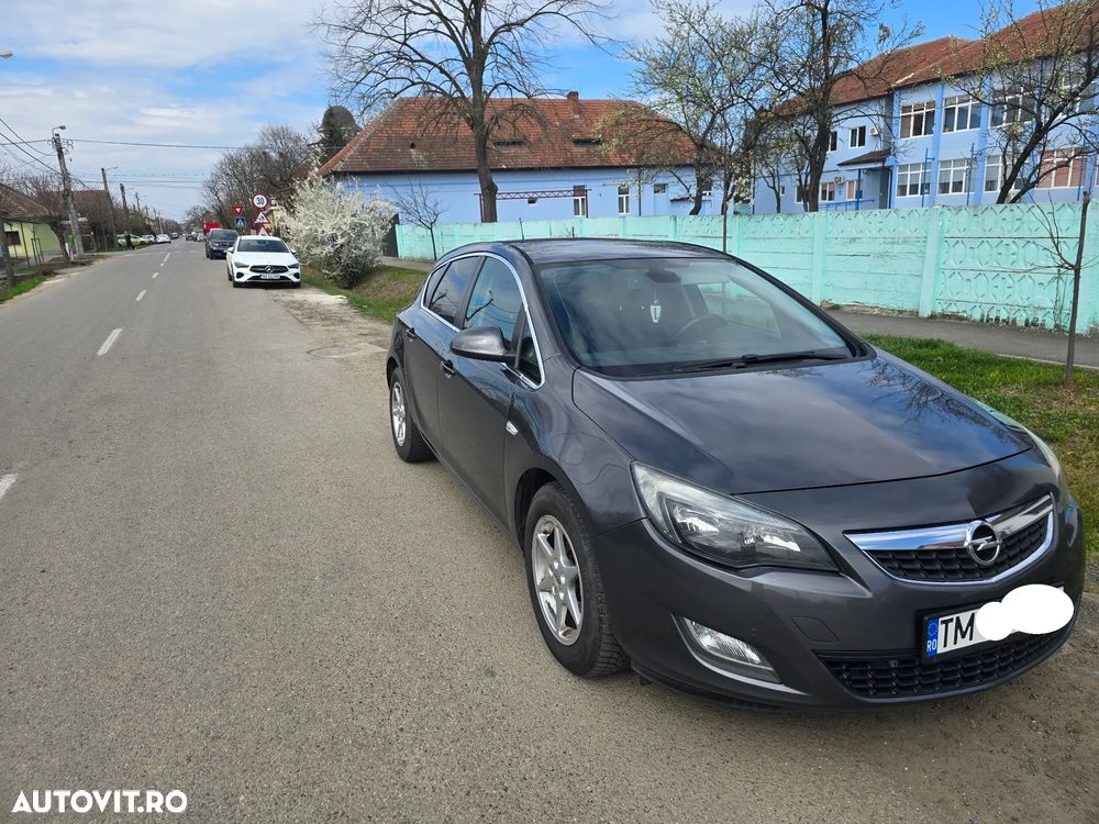 Opel Astra 1.6 Turbo - 3