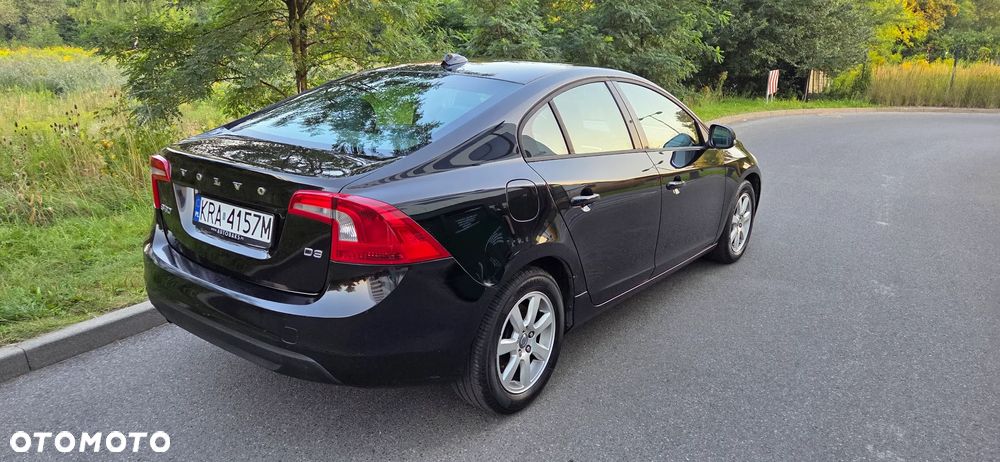 Volvo S60 D3 Momentum - 8