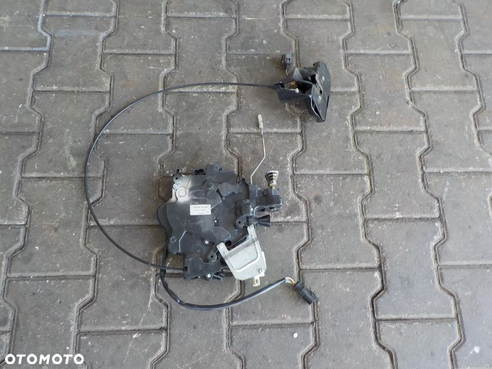 VW T5 ZAMEK DRZWI ODSUWANYCH BOCZNYCH 7H0843654BC - 1