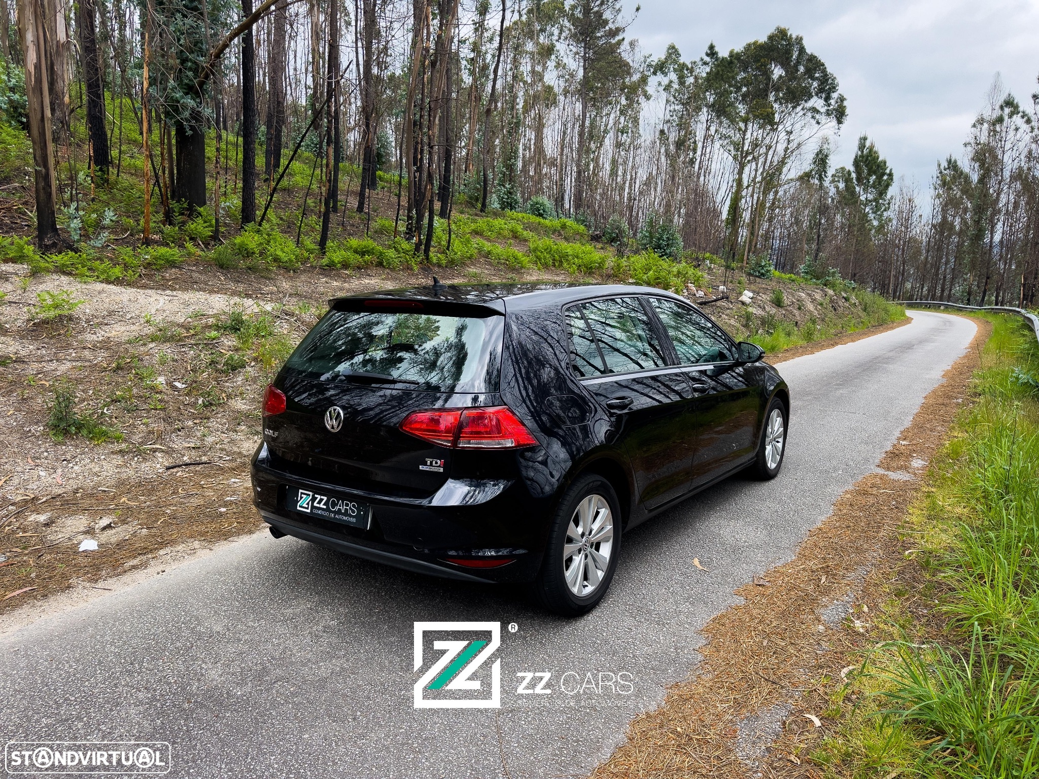 VW Golf 1.6 TDI 4Motion BlueMotion Comfortline - 11