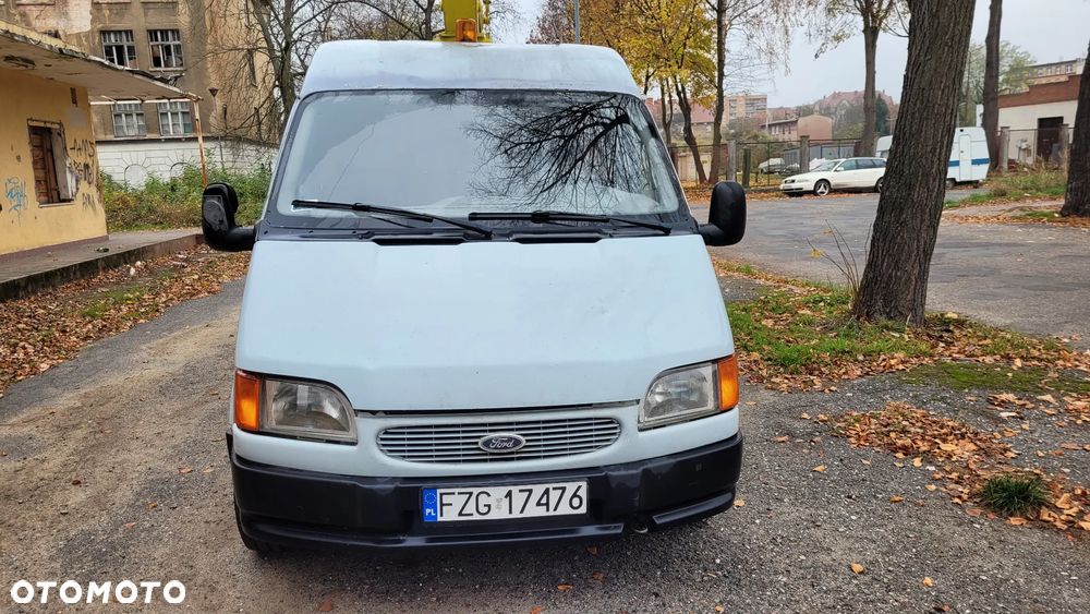 Ford Transit - 6