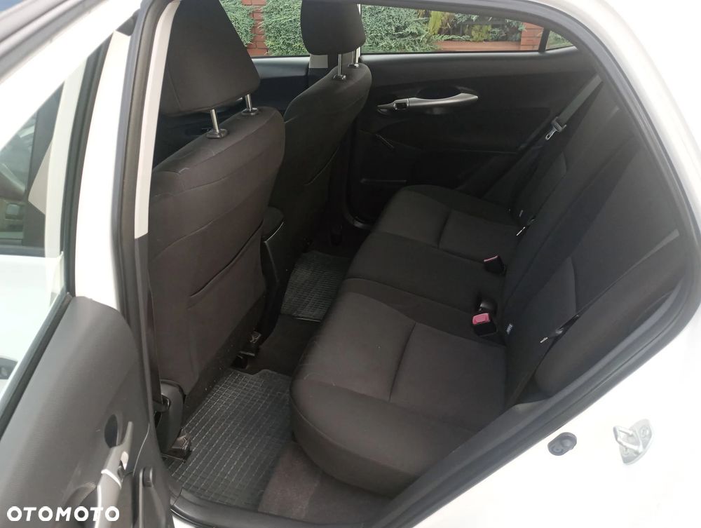 Toyota Auris 1.33 Dual-VVT-i Life - 10