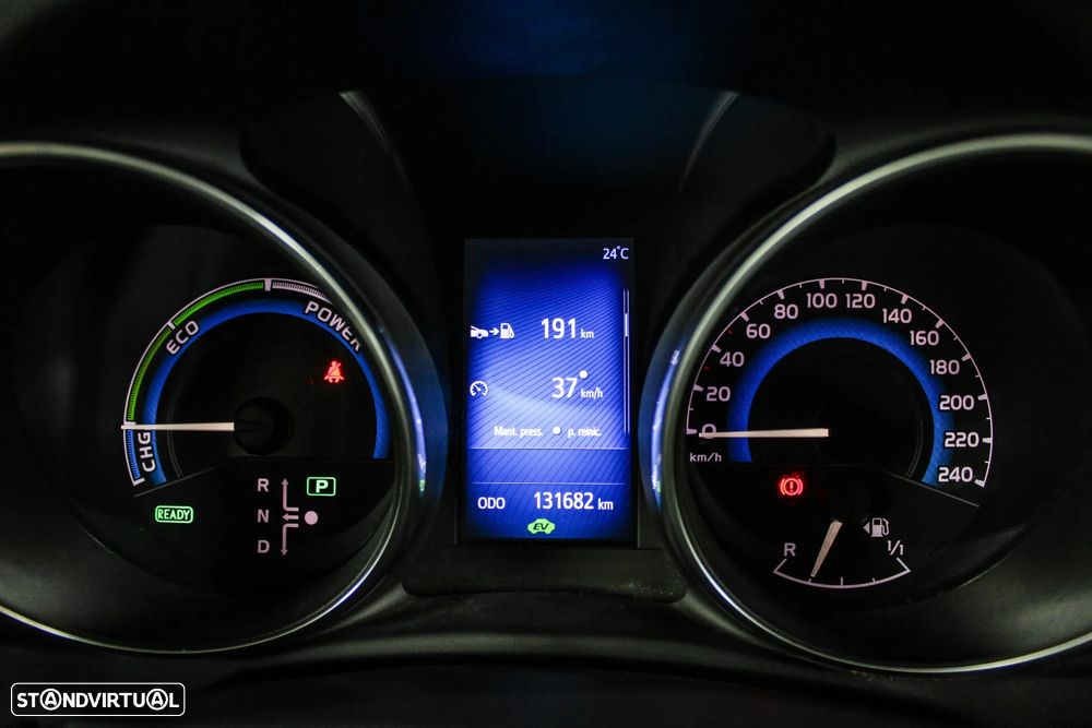 Toyota Auris 1.8 HSD Comfort +P.Techno+P.Sport - 33
