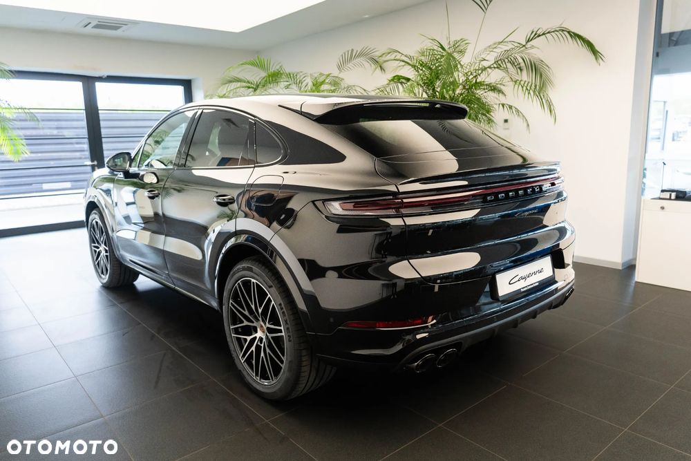 Porsche Cayenne E-Hybrid PHEV Black Edition - 3