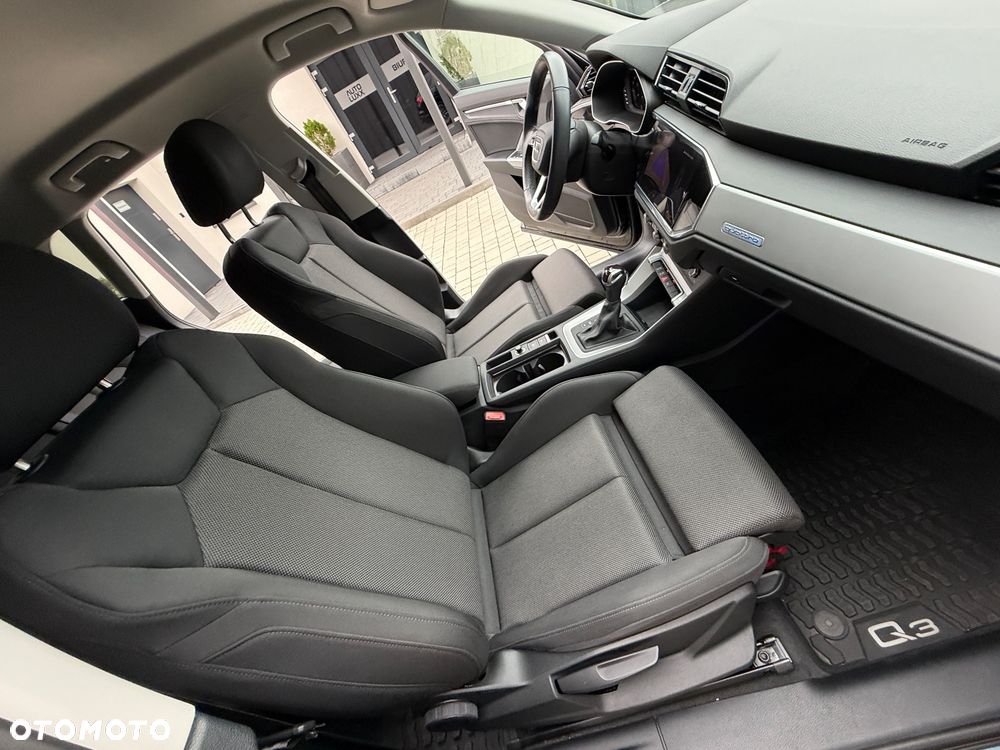 Audi Q3 40 TFSI Quattro S tronic - 25