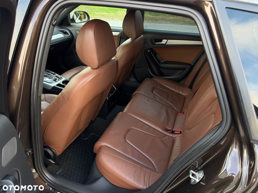 Audi A4 Allroad 2.0 TFSI S tronic - 23