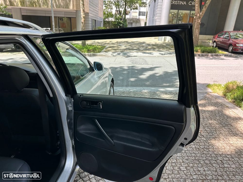 VW Passat Variant 1.9 TDi Confl Top EC - 23