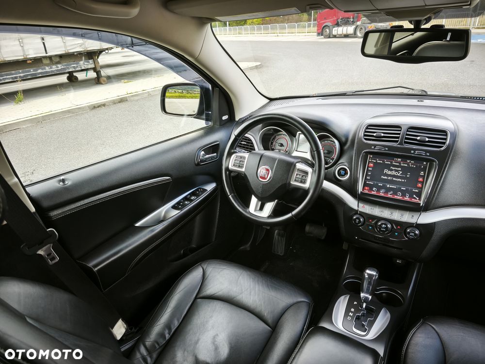 Fiat Freemont 2.0 Multijet 16V DPF Automatik Allrad Lounge - 19