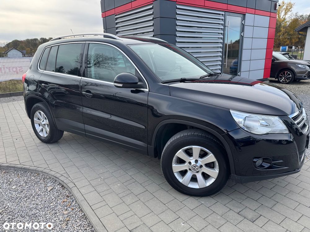 Volkswagen Tiguan 2.0 TDI DPF 4Motion BlueMotion Technology Track & Field - 4