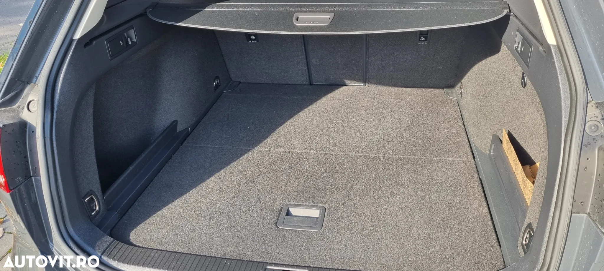 Volkswagen Passat Variant 2.0 TDI DSG Comfortline - 11