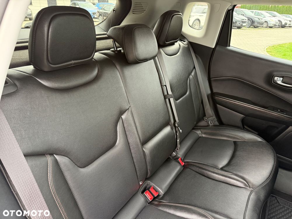 Jeep Compass 1.3 T-GDI I4 Automatik Limited - 33