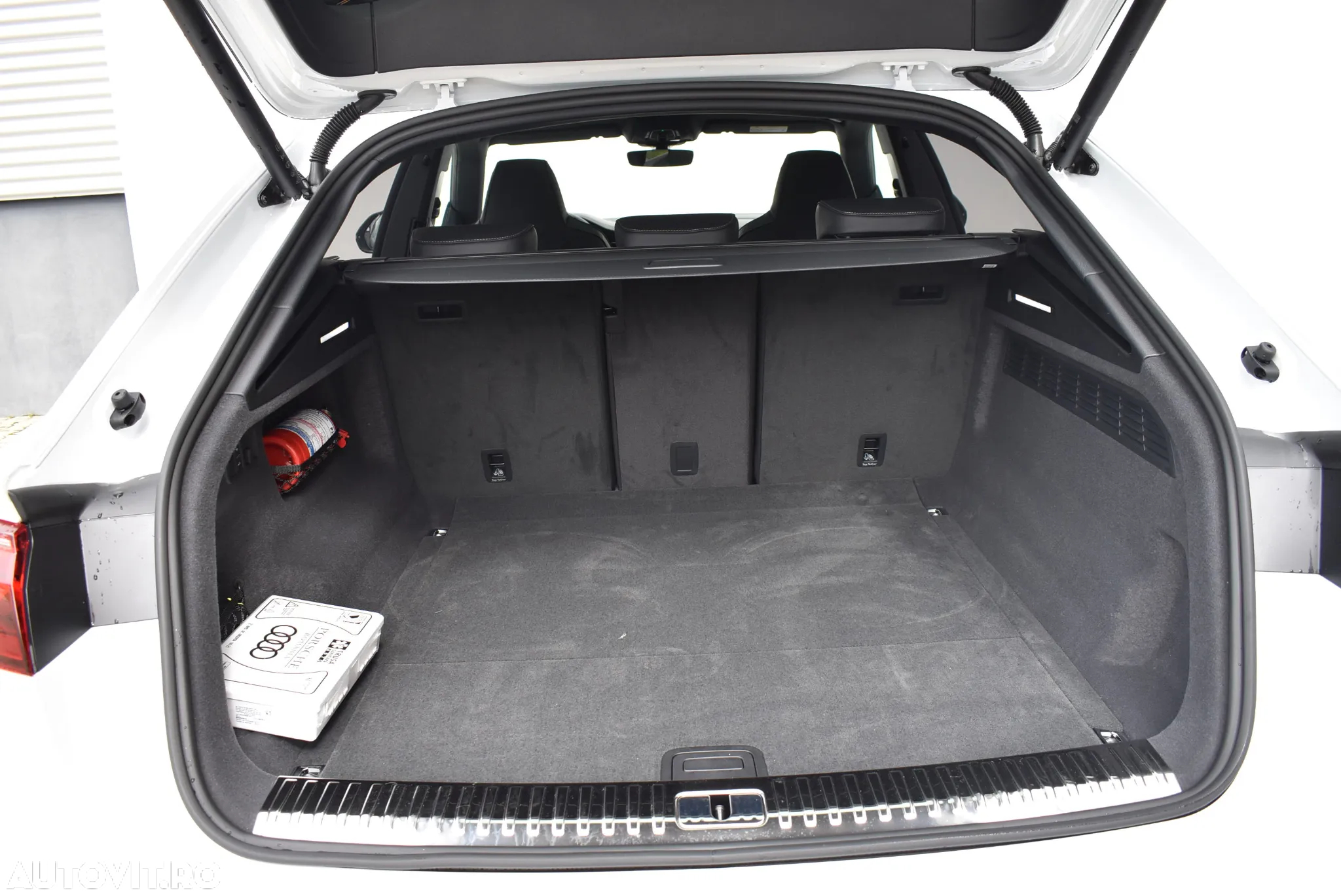Audi Q8 55 TFSI quattro Tiptronic MHEV - 31