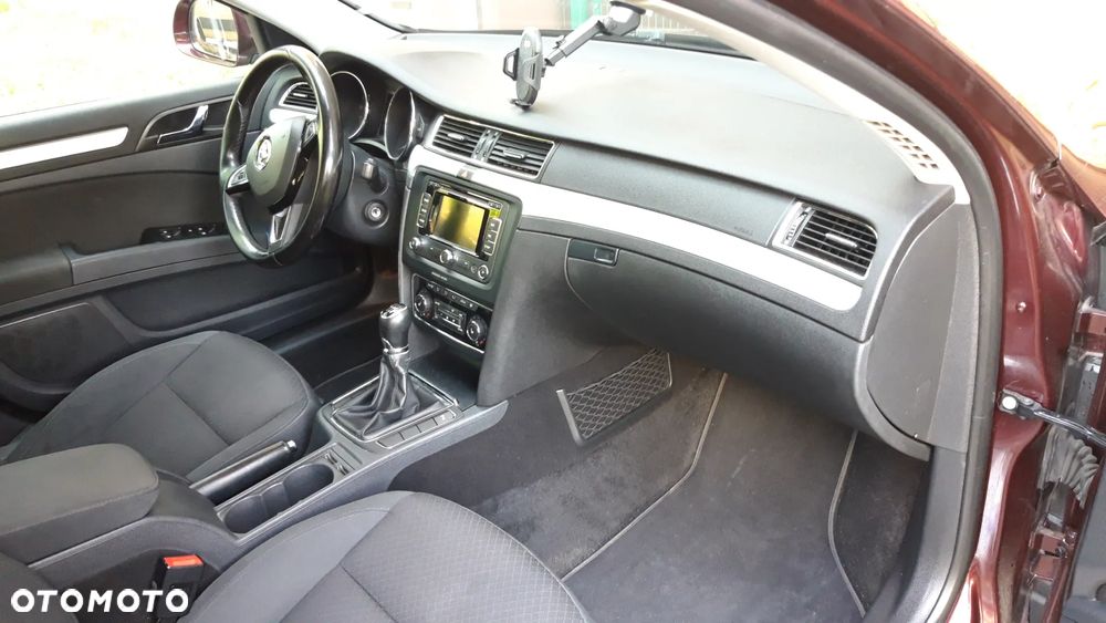 Skoda Superb 2.0 TDI Ambition - 10