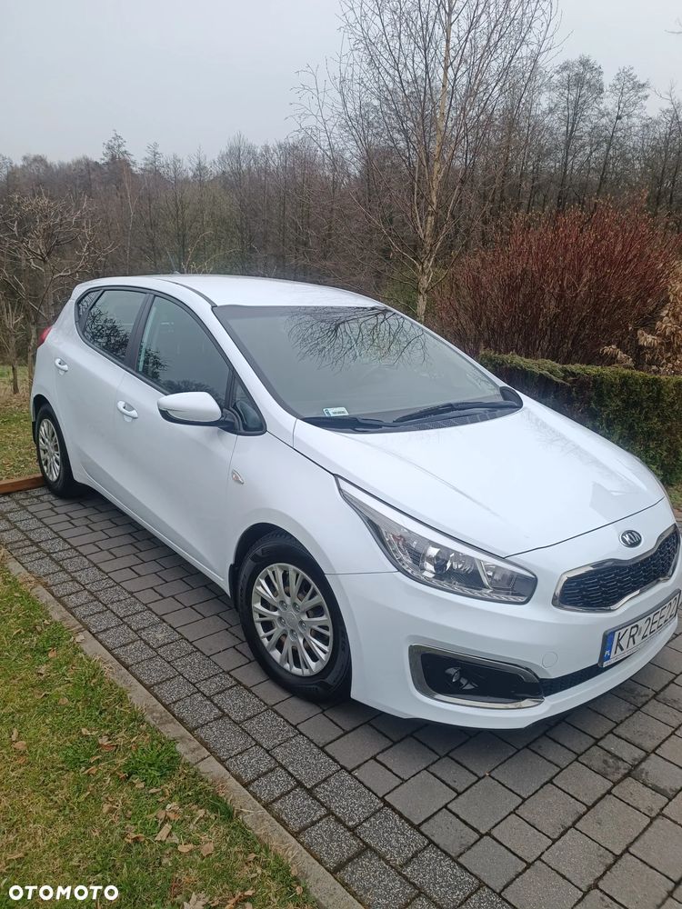 Kia Ceed 1.6 CRDi L - 1