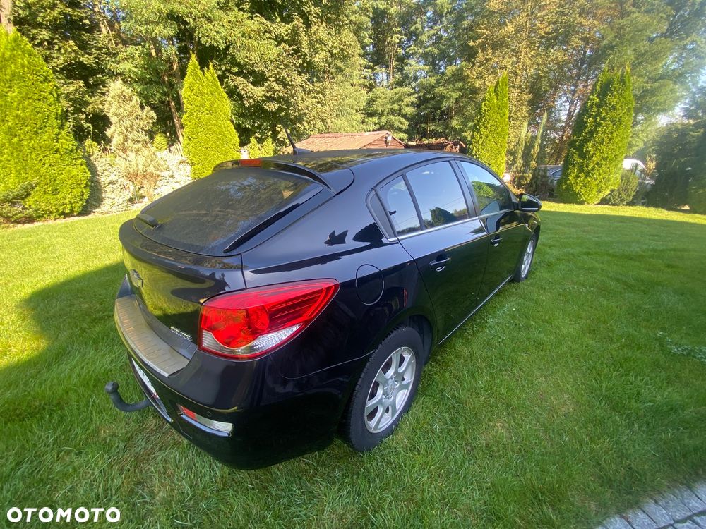 Chevrolet Cruze 2.0 D LTZ+ - 17