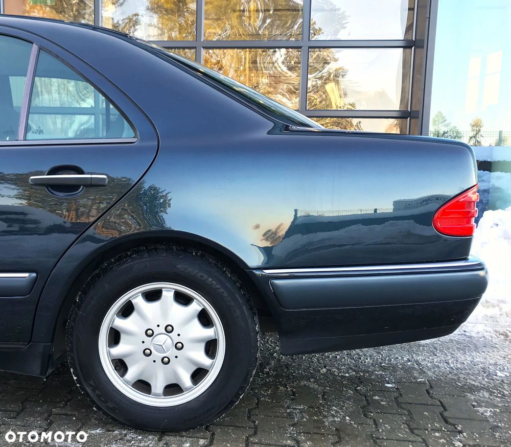 Mercedes-Benz Klasa E - 14