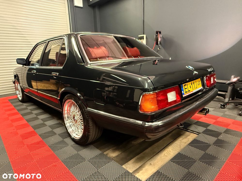 BMW Seria 7 - 7