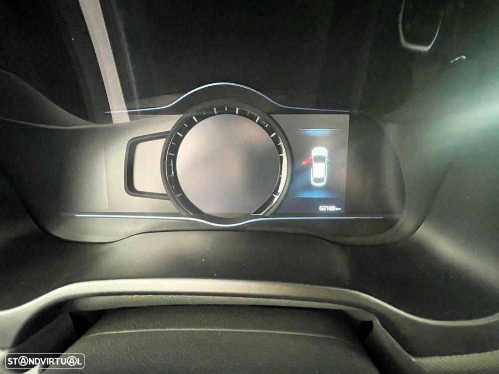 Hyundai Ioniq 1.6 GDI HEV Hybrid Tech - 18