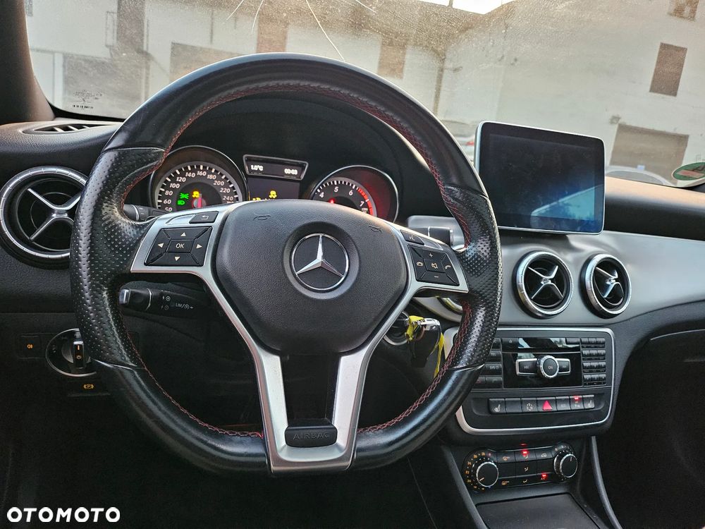 Mercedes-Benz CLA - 15