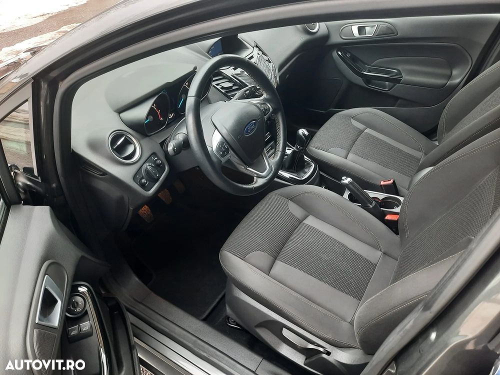 Ford Fiesta 1.0 EcoBoost Start-Stop Titanium - 6