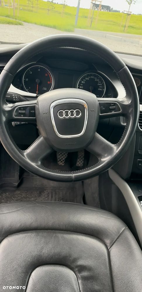 Audi A4 Avant 2.0 TDI - 14