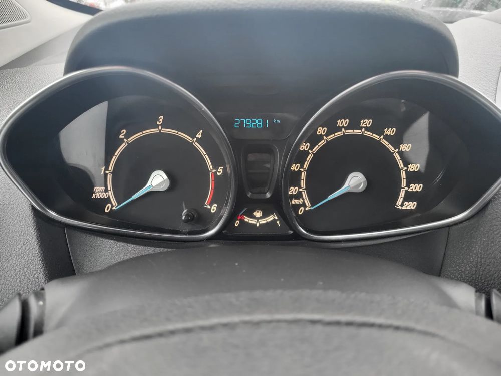 Ford Tourneo Courier 1.5 TDCi Titanium - 12