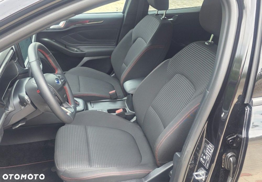 Ford Focus - 12