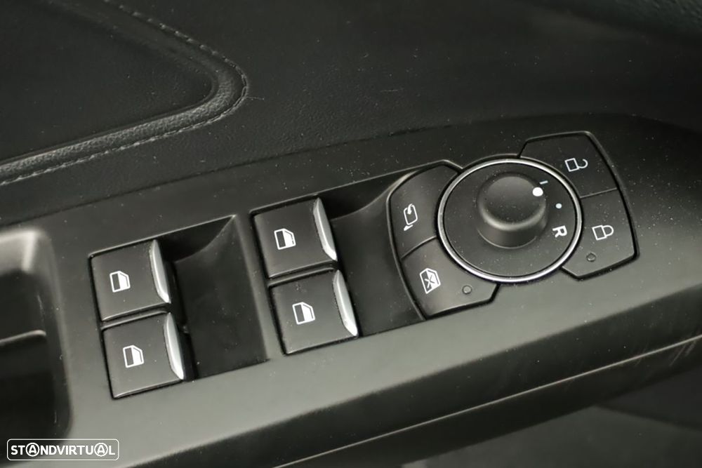 Ford Focus SW 1.0 EcoBoost MHEV ST-Line X - 20