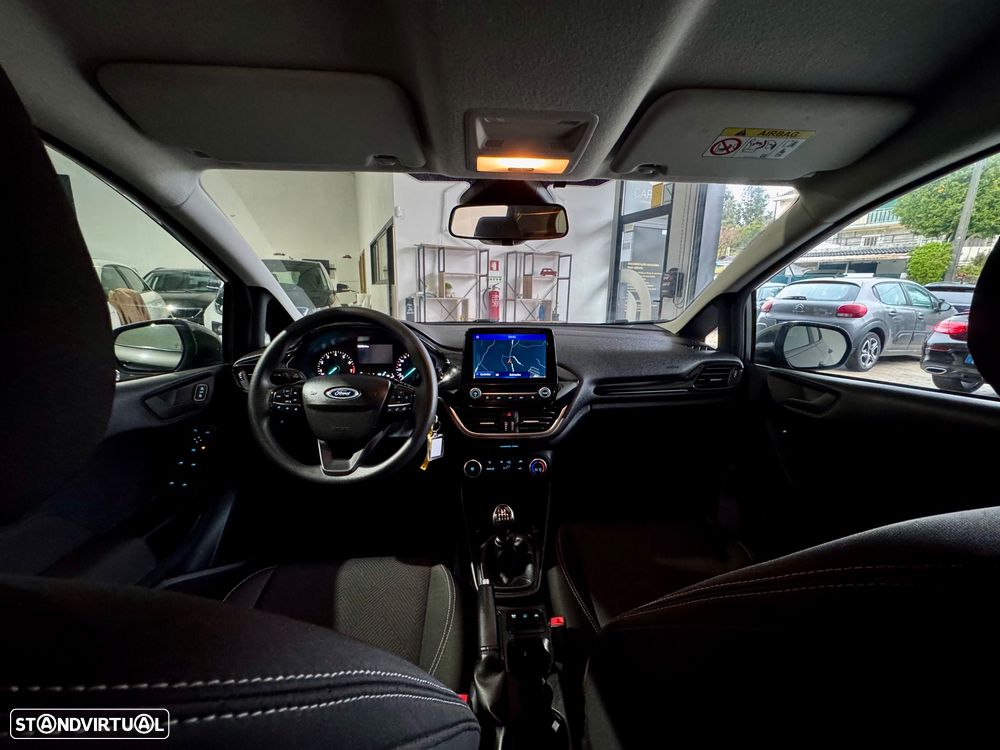 Ford Fiesta - 10