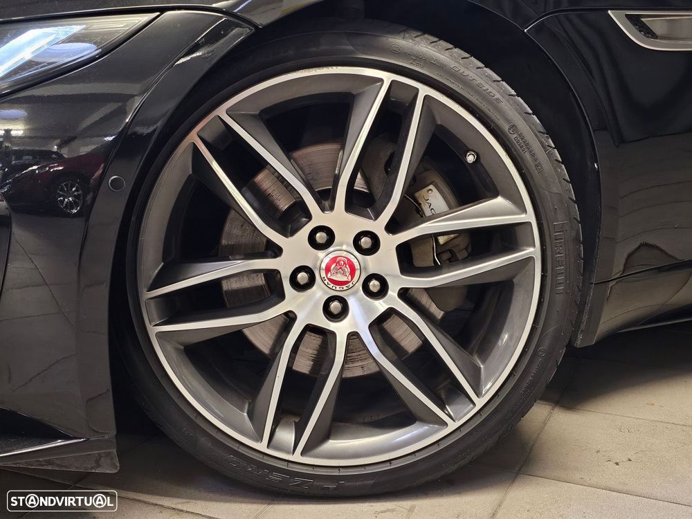 Jaguar F-Type 2.0 i4 R-Dynamic Black - 39