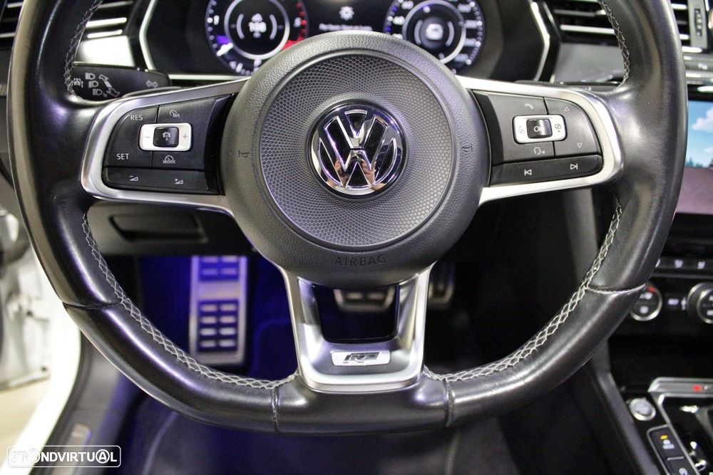 VW Arteon 2.0 TDI R-Line DSG 4Motion - 27
